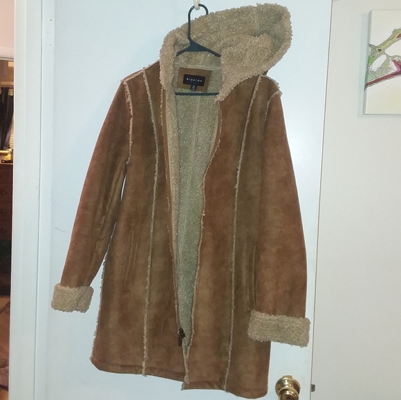 Braetan Jackets & Blazers - NWOT Faux suede coat